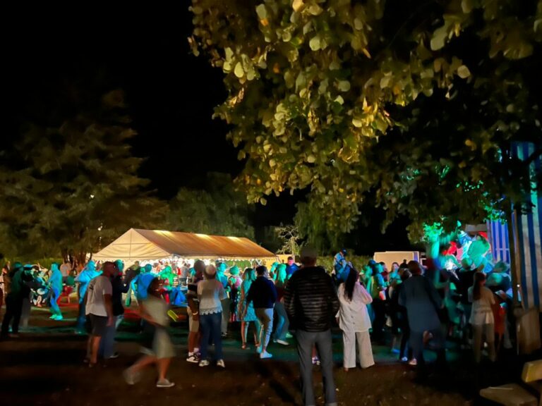 Le marché nocturne de Grayan et l'Hôpital